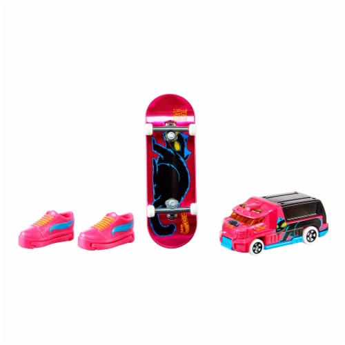 Mattel® Hot Wheels Skate™ Collector Set Perspective: bottom