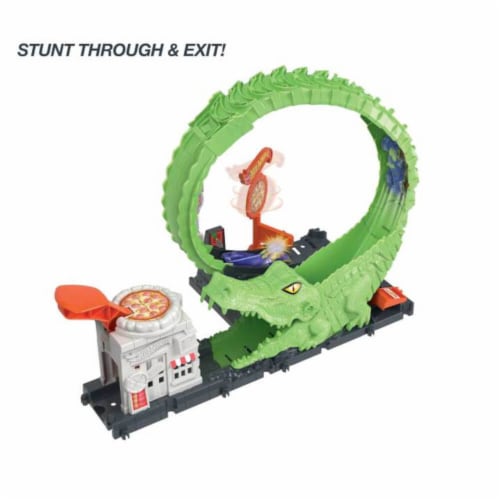 Mattel HKX39 Hot Wheels Gator Loop Pizza Place Playset, 1 - Mariano's Mattel HKX39 Hot Wheels Gator Loop Pizza Place Playset, 1 - Mariano's