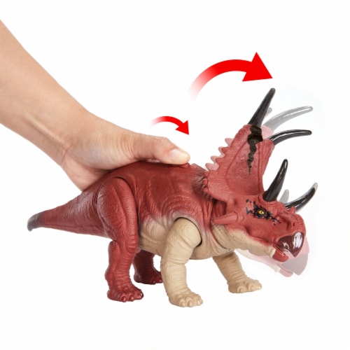 Mattel® Jurassic World Wild Roar Diabloceratops Figurine Perspective: bottom
