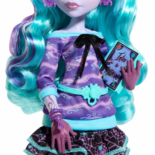 Mattel Monster High™ Creepover Party™ Twyla Doll Perspective: bottom