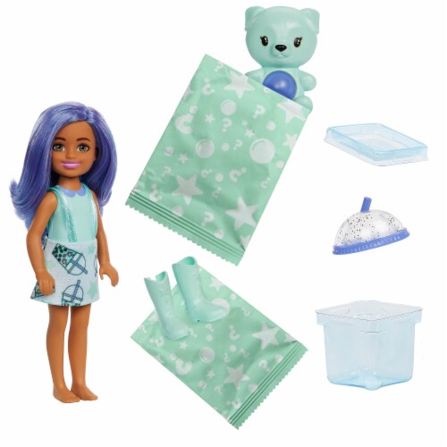Mattel Barbie Chelsea Pop Reveal Bubble Tea Series Doll Perspective: bottom