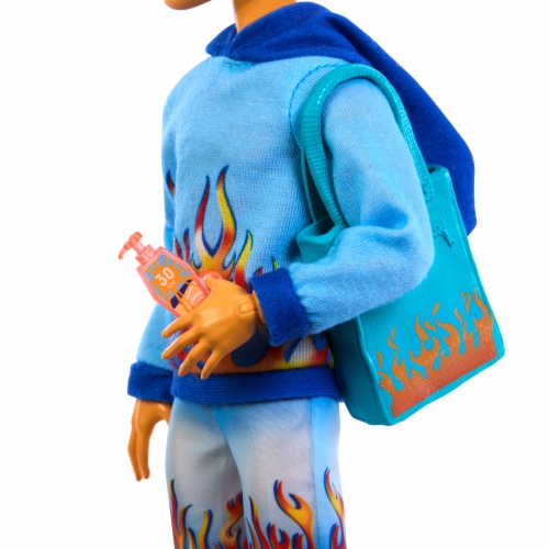 Mattel® Monster High Scar-adise Island™ Heath Burns™ Doll Perspective: bottom