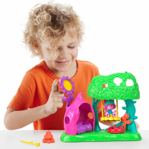 Fisher-Price® Imaginext DreamWorks Trolls Flower Fun Campsite Playset Perspective: bottom