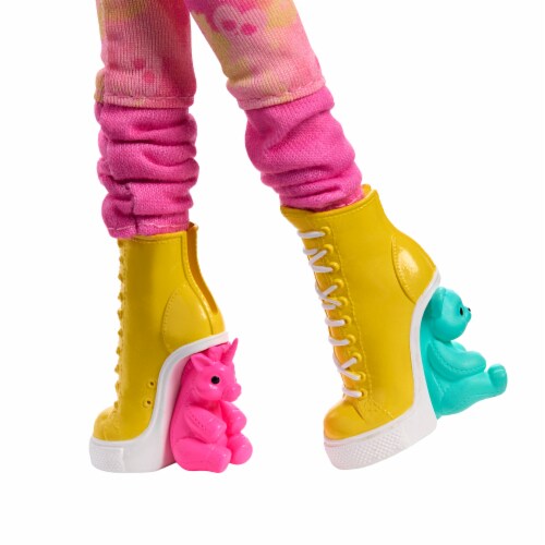 Monster High® Wednesday Enid Sincalir Doll Perspective: bottom