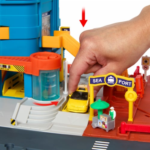 Mattel Matchbox™ Action Drivers Transportation Center™ Playset Perspective: bottom