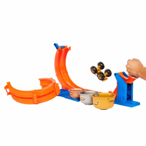 Mattel® Hot Wheels Monster Trucks Loop and Flip Trophy Challenge™ Perspective: bottom