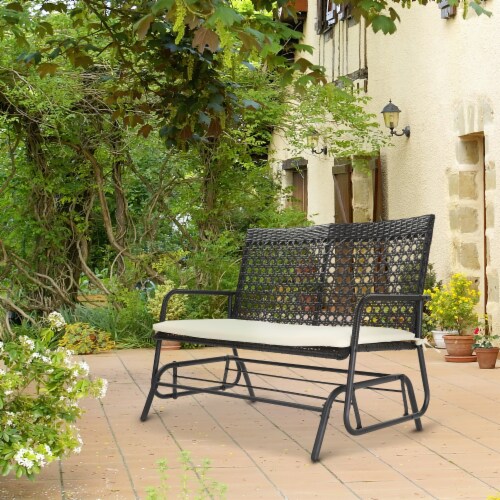 Wicker shop glider bench