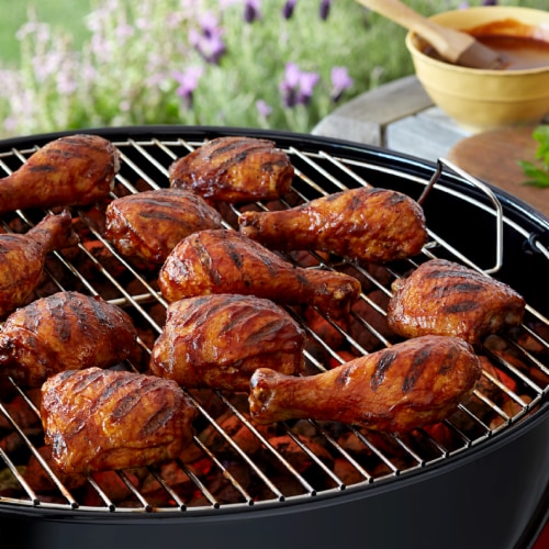 Foster Farms Fresh & Natural Chicken Thighs & Drumsticks Picnic Pack Perspective: bottom