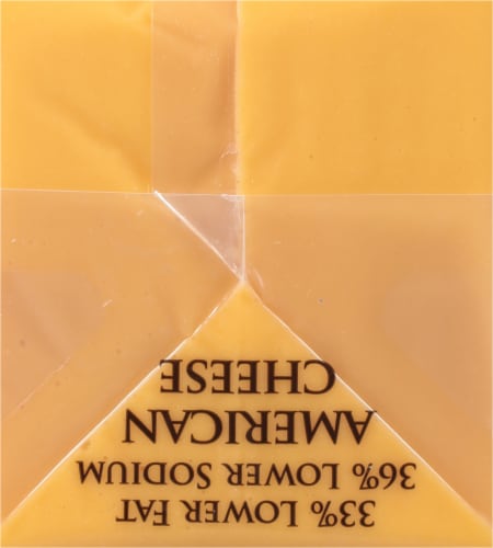 Boar’s Head Lower Fat & Lower Sodium American Cheese Yellow Perspective: bottom