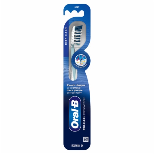 Oral-B CrossAction All In One Deep Plaque Removal Toothbrush Perspective: bottom