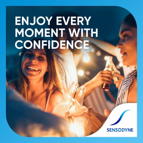 Sensodyne, Toothpaste For Sensitive Teeth and Cavity Protection, Extra Whitening Perspective: bottom