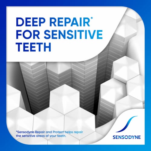 Sensodyne Repair and Protect Extra Fresh Toothpaste Perspective: bottom