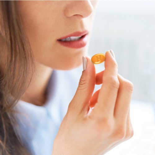 HALLS Defense Sugar Free Assorted Citrus Vitamin C Dietary Supplement Drops Perspective: bottom
