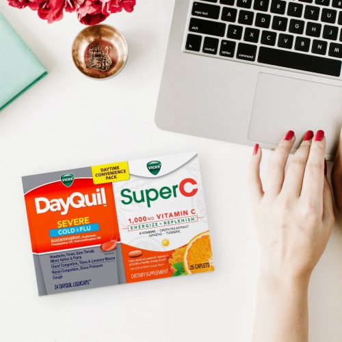 Vicks DayQuil & Super C Convenience Pack Perspective: bottom