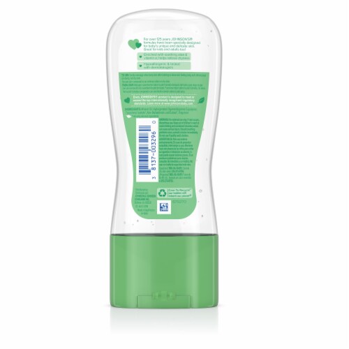 Johnson's Aloe Vera & Vitamin E Baby Oil Gel Perspective: bottom