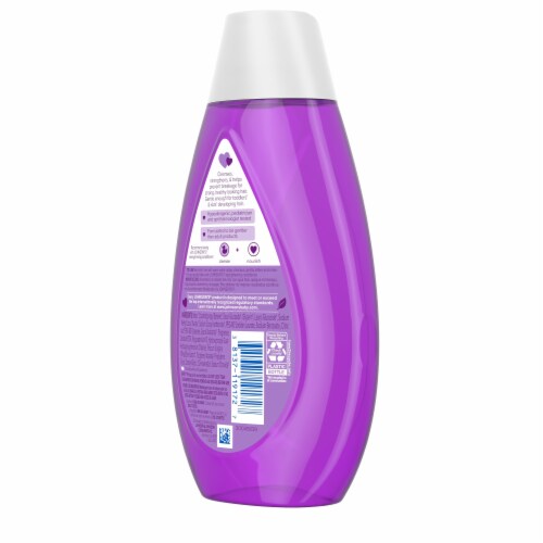 Johnson's Strengthening Tear-Free Kids' Shampoo Perspective: bottom