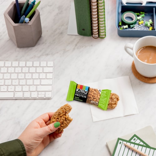 KIND Breakfast Apple Cinnamon Gluten Free Protein Bars Perspective: bottom