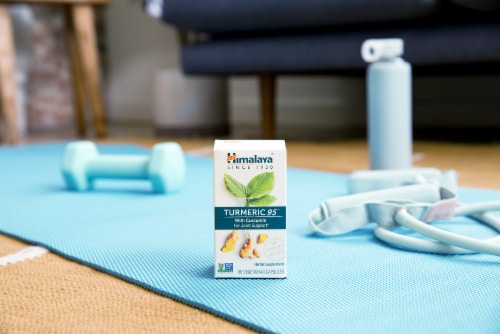 Himalaya® Turmeric Herbal 95™ with Curcumin Herbal Supplement Capsules Perspective: bottom
