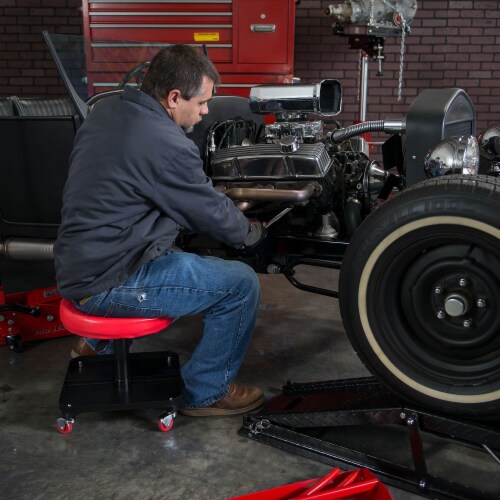 Big red online shop stool