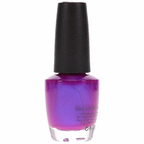 OPI Samurai Breaks a Nail Lacquer Perspective: bottom