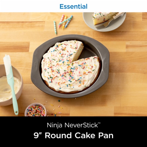 Ninja Round Cake Pan Perspective: bottom
