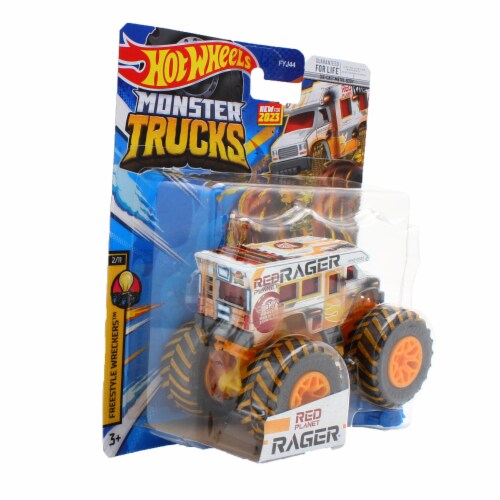 Hot Wheels Monster Trucks 1:64 Scale Wreckreational Includes Connect and Crash  Car, 1 - Kroger