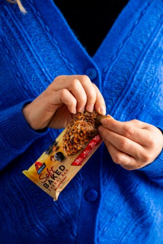 Atkins Blueberry Soft Baked Energy Protein Bar Perspective: bottom