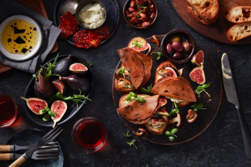 Field Roast Mushroom & Balsamic Plant-Based Deli Slices Perspective: bottom