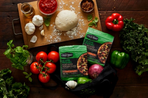 Field Roast Classic Pizzeria Plant-Based Pepperoni Slices Perspective: bottom