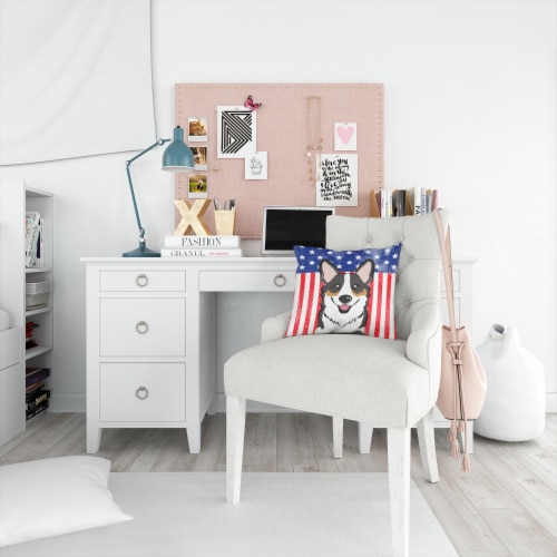 Carolines Treasures  BB2185PW1414 American Flag and Tricolor Corgi Fabric Decora Perspective: bottom