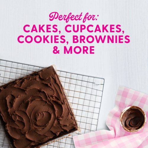 Duncan Hines Dolly Parton's Favorite Chocolate Buttercream Flavored Cake Frosting Perspective: bottom