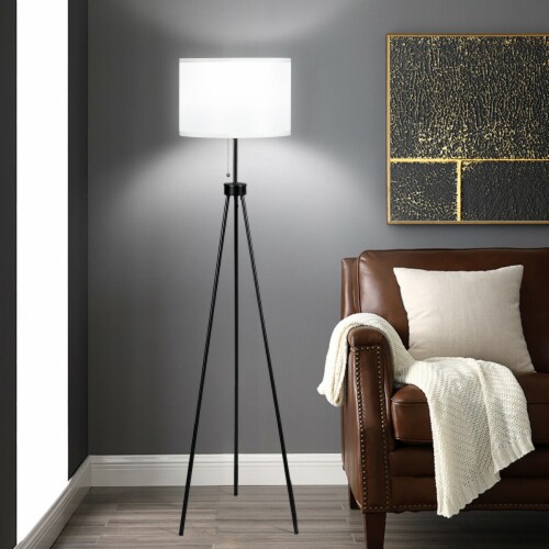 Black metal tripod discount floor lamp