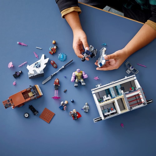 76192  LEGO® Marvel Studios The Infinity Saga Avengers Endgame Final Battle Perspective: bottom