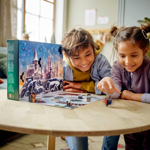 LEGO® Harry Potter Advent Calendar Perspective: bottom