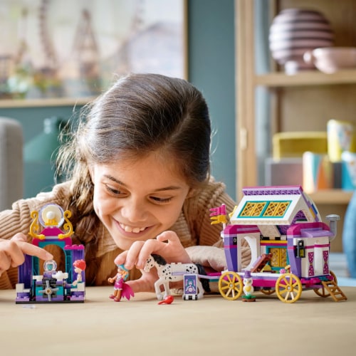 41688 LEGO® Friends Magical Caravan Perspective: bottom
