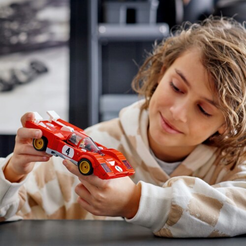 LEGO® Speed Champions Ferrari Building Toy Perspective: bottom