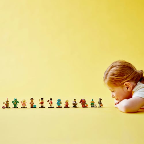 71034 LEGO® Series 23 Minifigures Perspective: bottom
