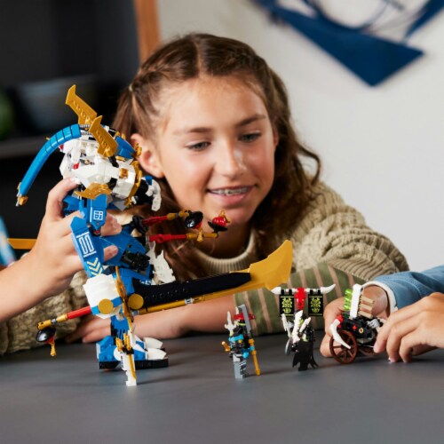 LEGO Jay’s Titan Mech Perspective: bottom