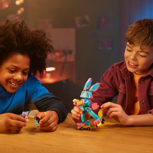 LEGO® DREAMZzz Izzie and Bunchu the Bunny 71453 Perspective: bottom