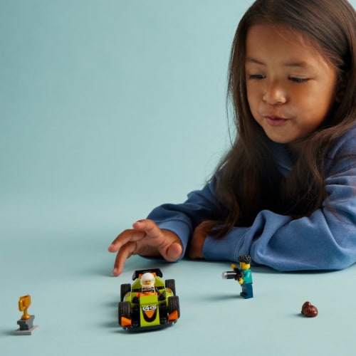 LEGO® City Green Race Car Set Perspective: bottom