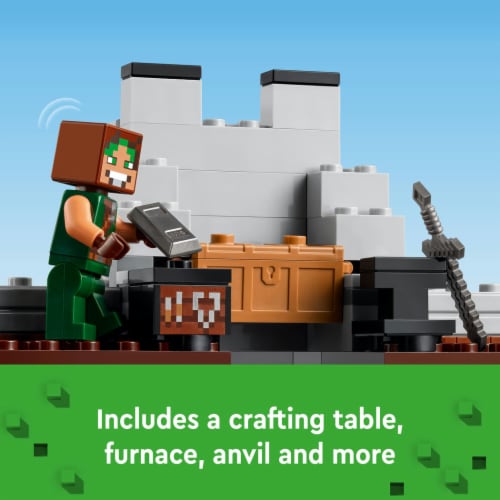 LEGO® Minecraft Stronghold Fortress Set Perspective: bottom