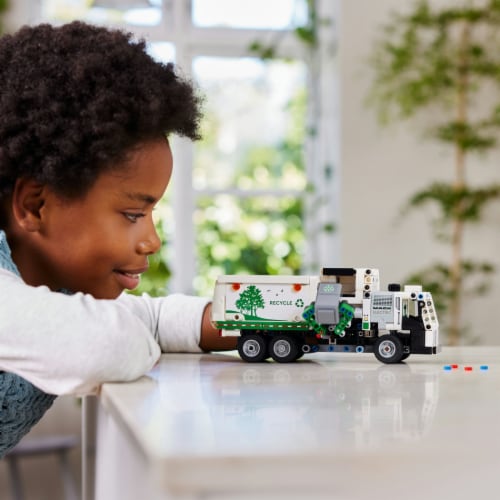LEGO® Technic™ Mack® LR Electric Garbage Truck Perspective: bottom