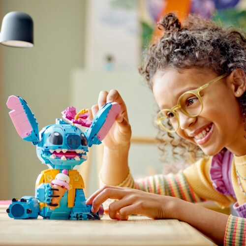 LEGO® Disney Stitch 43249 Building Set Perspective: bottom
