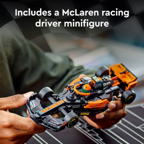 LEGO Speed Champions 2023 McLaren F1 Race Car Toy 76919 Perspective: bottom