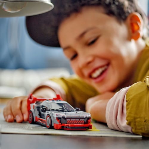 LEGO® 76921 Speed Champions Audi S1 E-Tron Quattro Perspective: bottom