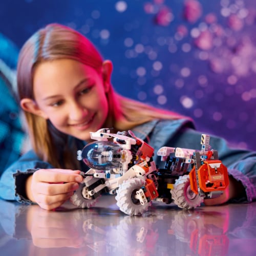 LEGO® Technic™ Surface Space Loader Building Set 42178 Perspective: bottom