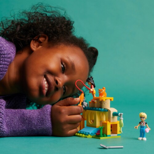 Lego® Friends Cat Playground Adventure V39 Perspective: bottom