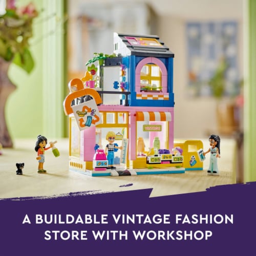 Lego® Vintage Fashion Store 42614 Perspective: bottom