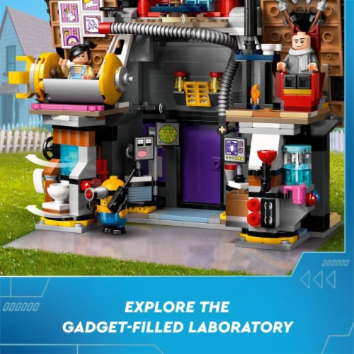 LEGO® Despicable Me 4 Minions and Gru's Family Mansion 75583  Building Set Perspective: bottom