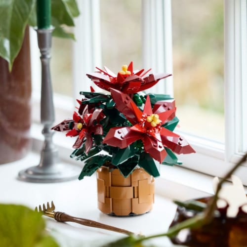 LEGO Icons Poinsettia Plant Building Set and Centerpiece Table Decoration 10370 Perspective: bottom